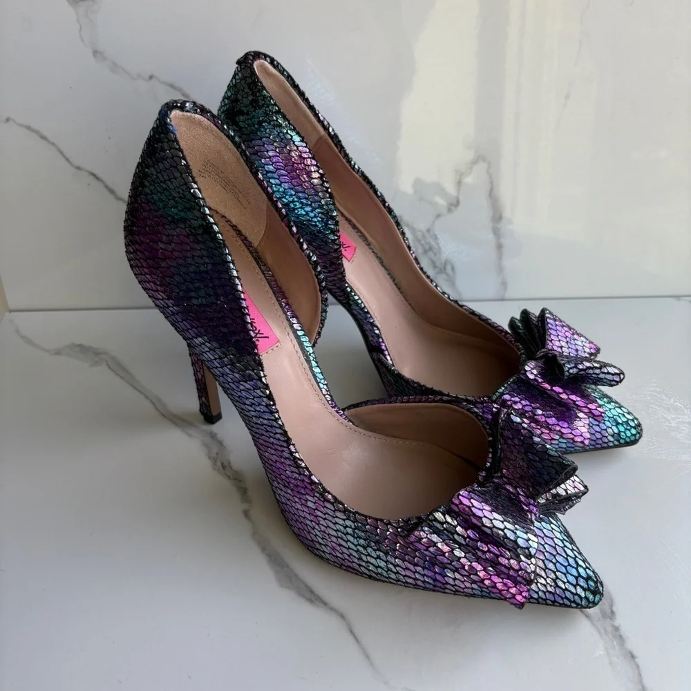 Betsey Johnson sz 8.5 Prince-p d'Orsay Pumps mermaid metallic high heels Bow